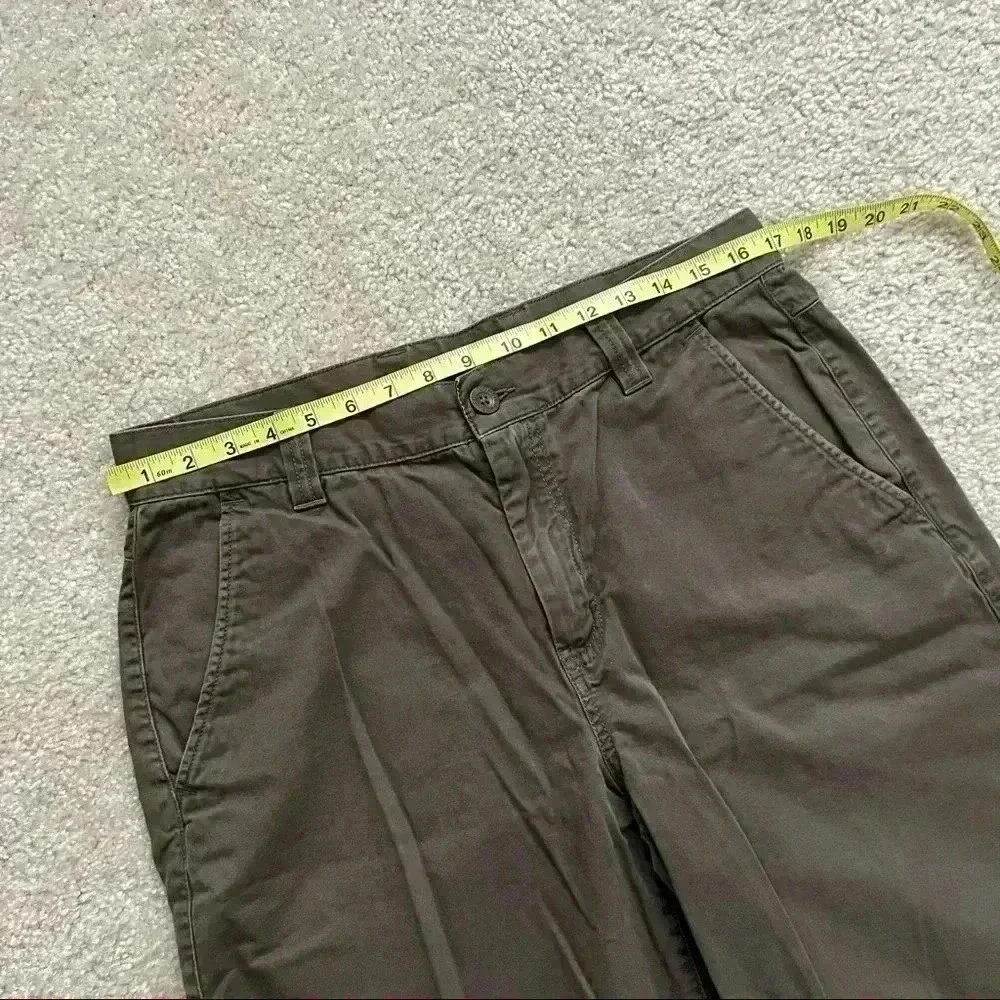 The North Face Men’s Shorts Olive Green Men’s Size 34 Long style#AU8W Outdoor